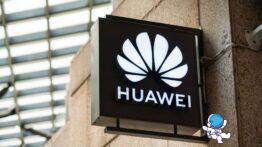 Huawei, şubat ayında yeni katlanabilir telefonu piyasaya sürecek